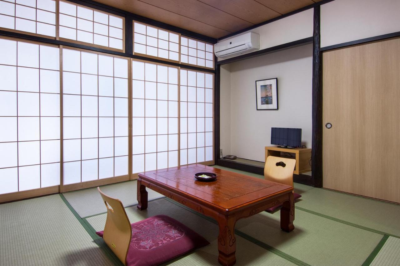 Tokanso Ryokan 3*